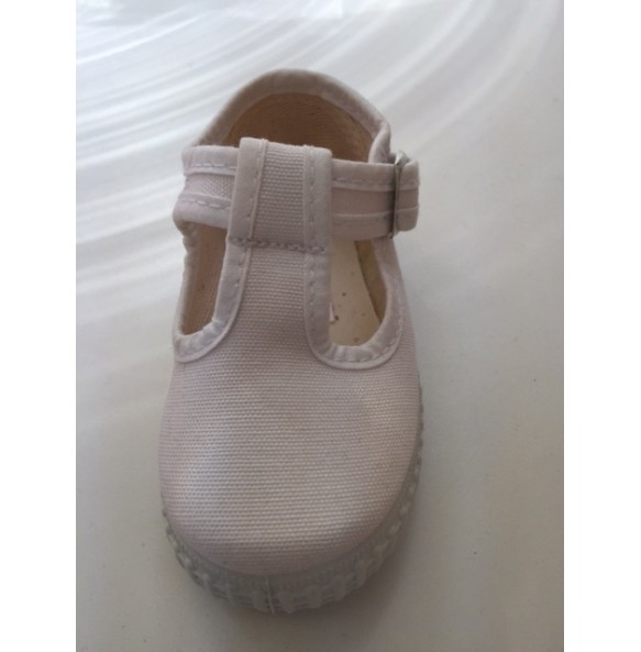 Cienta T Strap White Shoes