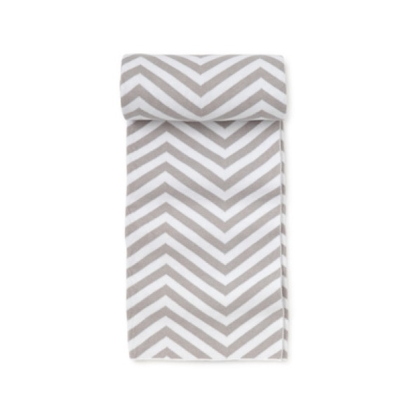 Kissy Kissy Taupe / White Chevron Blanket